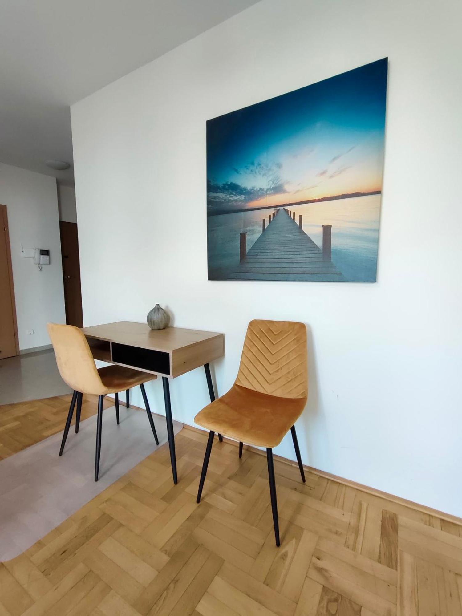 Prywatny Parking Apartament Zacisze By Rentoom Torun Exterior photo